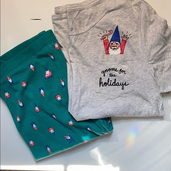 Old Navy Other - gnome for the holidays pajama set